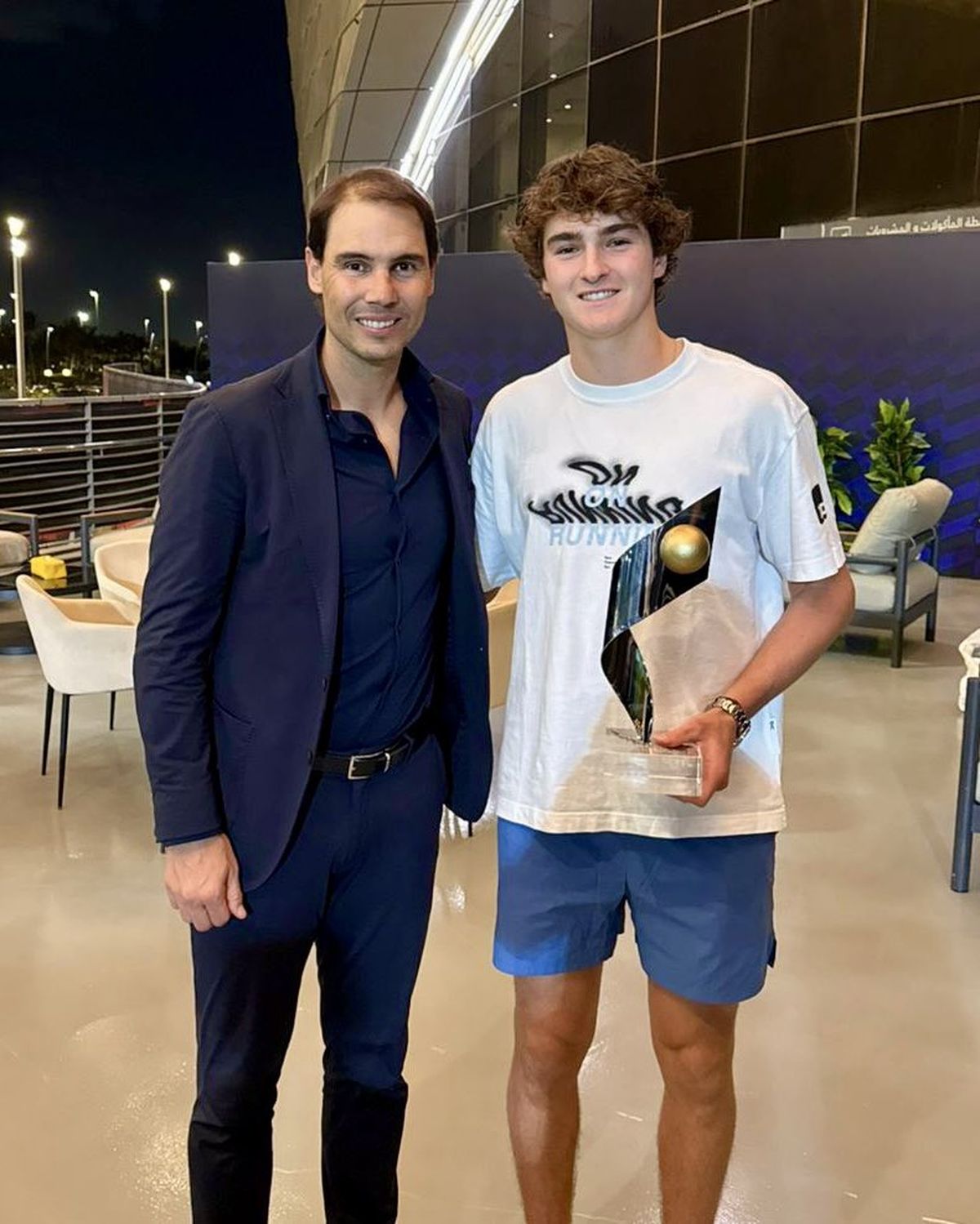 Joao Fonseca salud&oacute; a Rafael Nadal tras ganar el Next Gen Finals de la ATP.