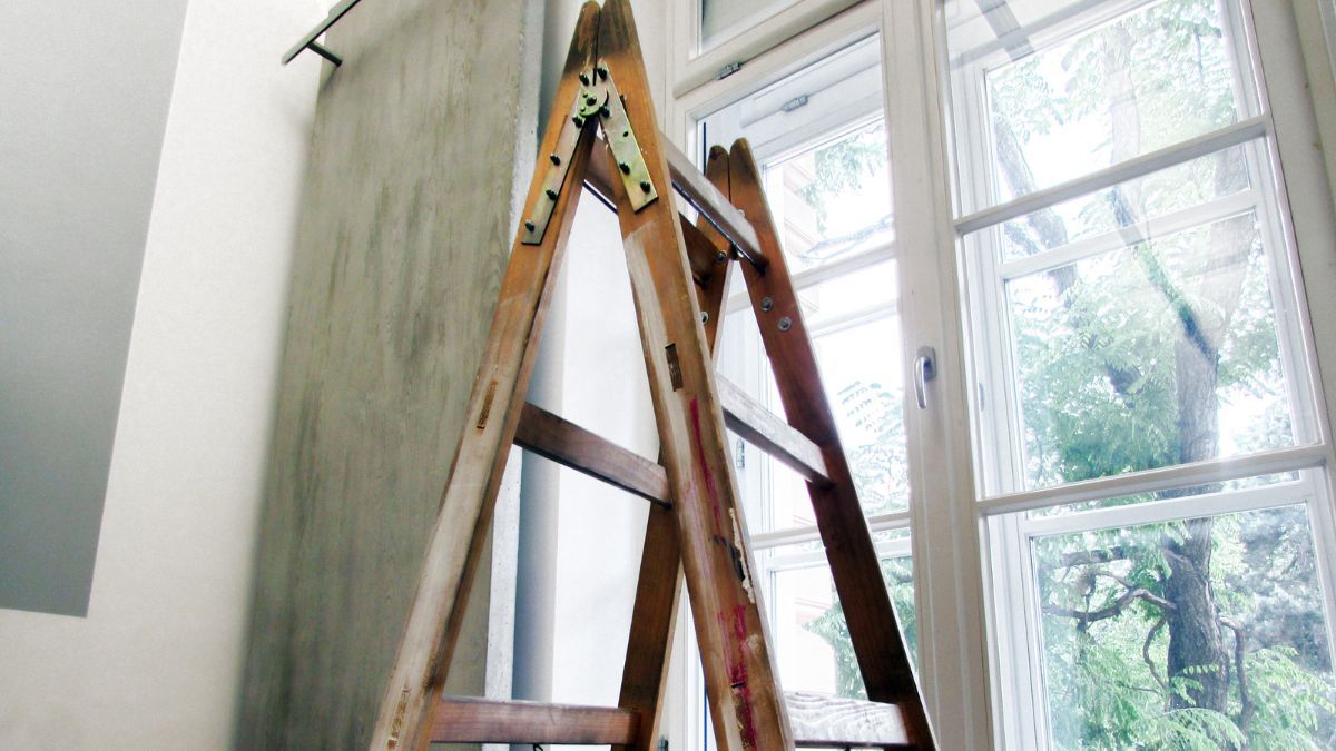 Recicla la escalera de madera vieja con esta espectacular idea para el hogar