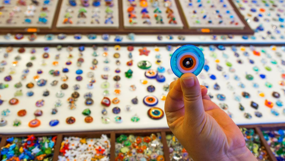 Ojo turco. Ojo turco.