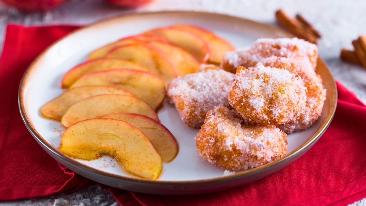 Sin harina ni frituras: cómo hacer Buñuelos de manzana para bajar de peso con 5 ingredientes saludables