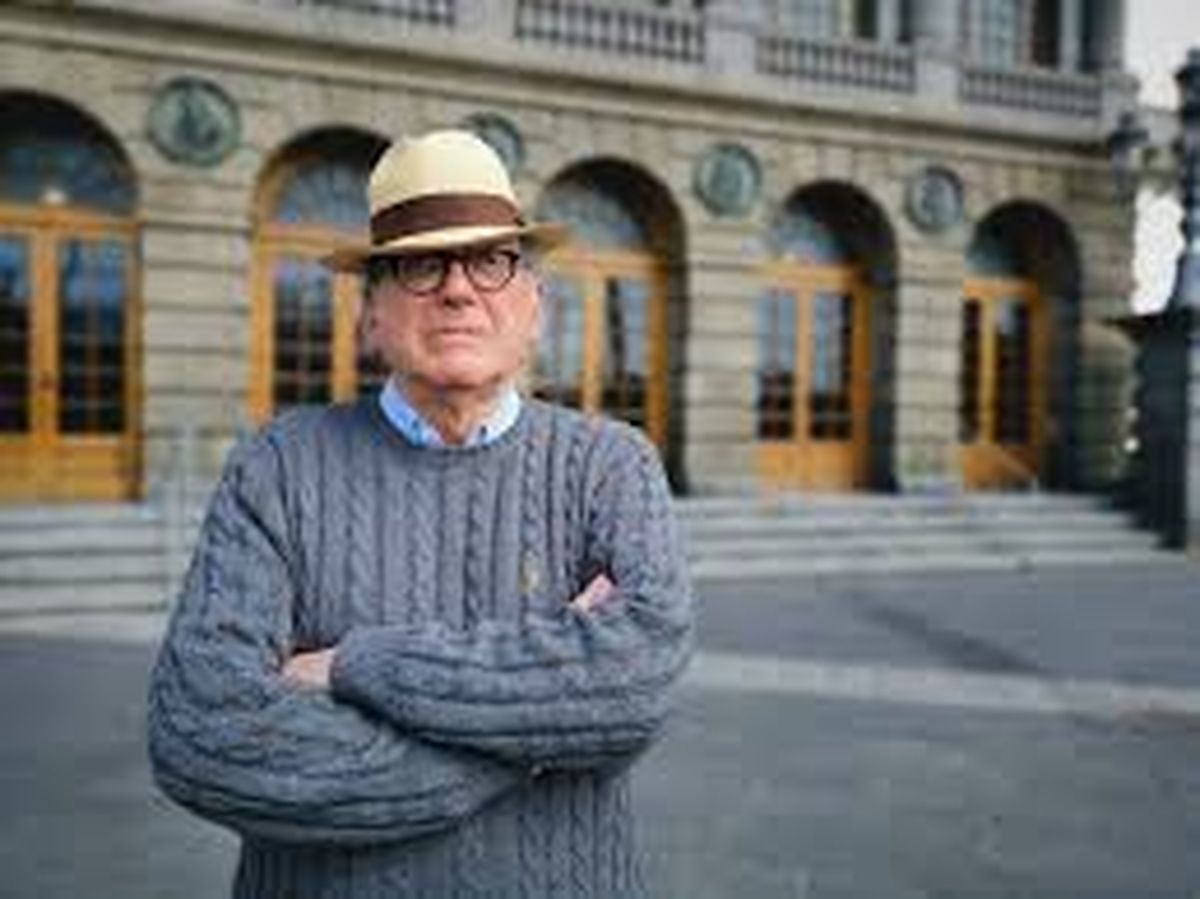 Peyrou ahora vive en España. Peyrou ahora vive en España.