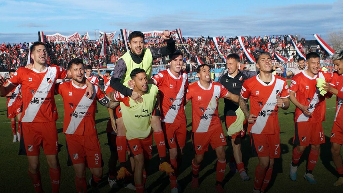 PRÁCTICA DE FÚTBOL ANTE SAN MIGUEL - Club Atlético Temperley