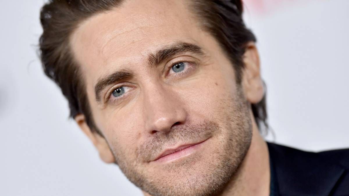 Jke Gyllenhaal brilla en Netflix con la película Secreto en la montaña.