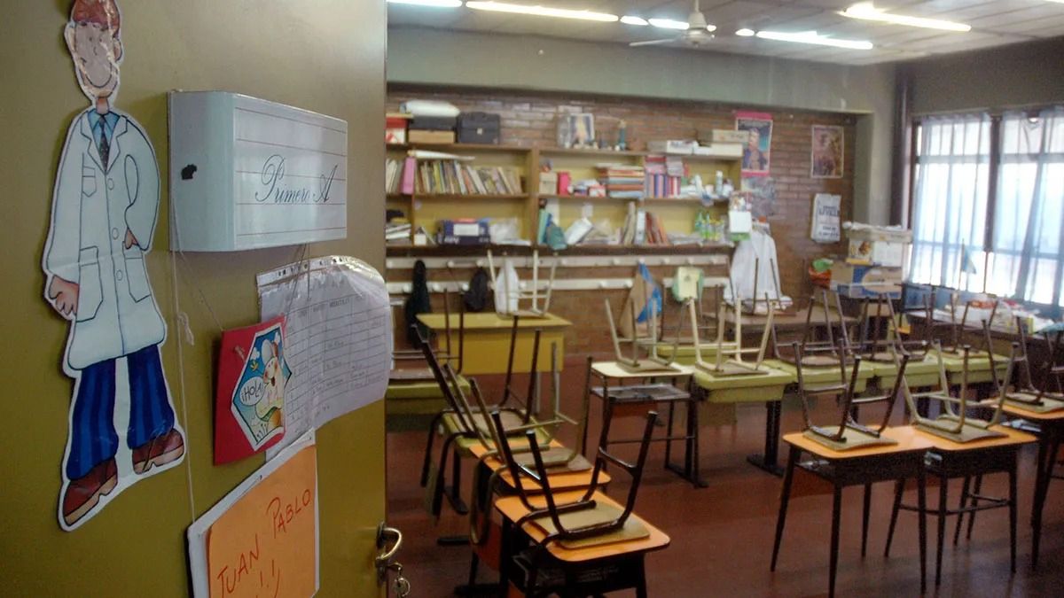 El niño tendrá que esperar meses para volver al aula. imagen ilustrativa.