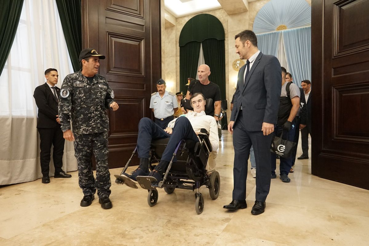 En marzo de 2024 Esteban Bullrich fue recibido por el mendocino ministro de Defensa de la Nación, Luis Petri. En marzo de 2024 Esteban Bullrich fue recibido por el mendocino ministro de Defensa de la Nación, Luis Petri.