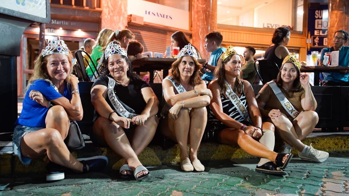 Las reinas Sex Symbol vivieron los festejos vendimiales en la calle de Mendoza. Las reinas Sex Symbol vivieron los festejos vendimiales en la calle de Mendoza.