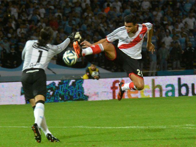Con polémica: River cayó con Belgrano en Córdoba