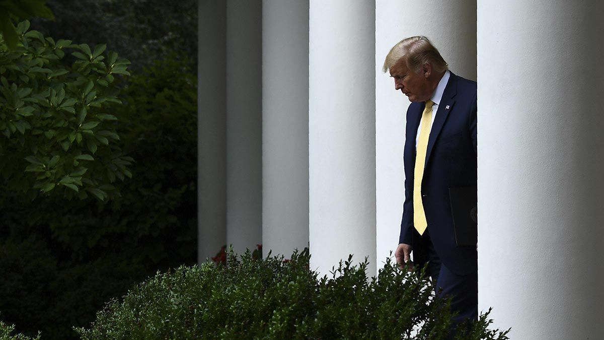 La salida de Trump de la Casa Blanca marcará el fin de un experimento chapucero y mamarrachesco que, como todo lo delicuescente, se derrite.&nbsp;