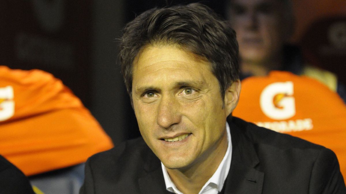 Guillermo Barros Schelotto ser&aacute; el DT de la selecci&oacute;n de Paraguay