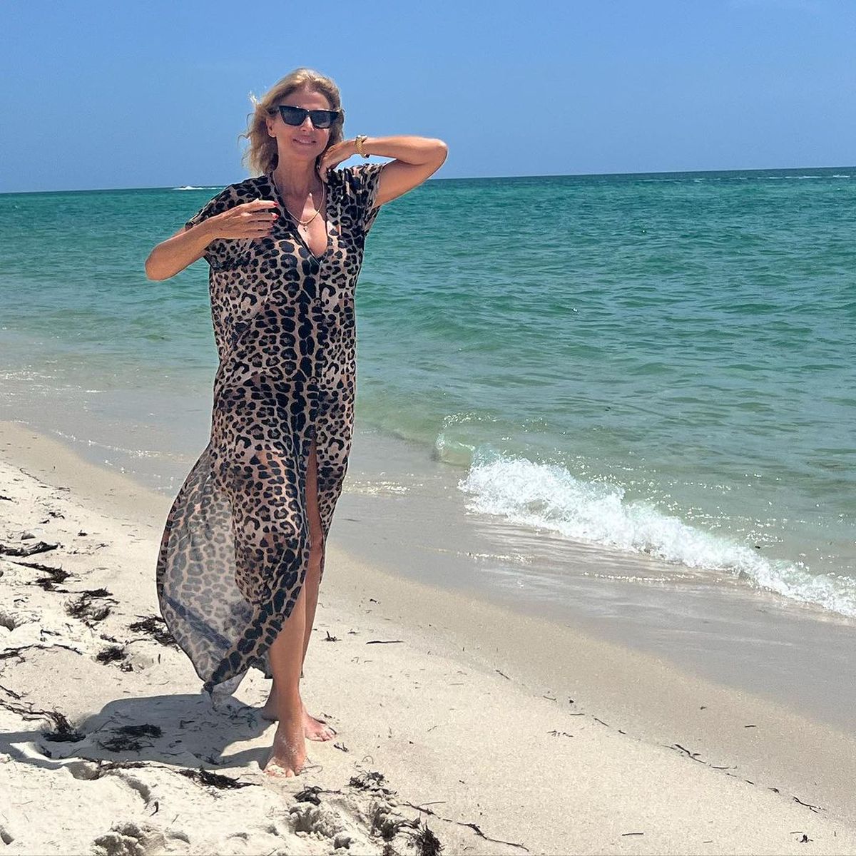 A sus 56 Flavia Palmiero paraliza Miami: transparencias aleopardadas, colaless y más. A sus 56 Flavia Palmiero paraliza Miami: transparencias aleopardadas, colaless y más.