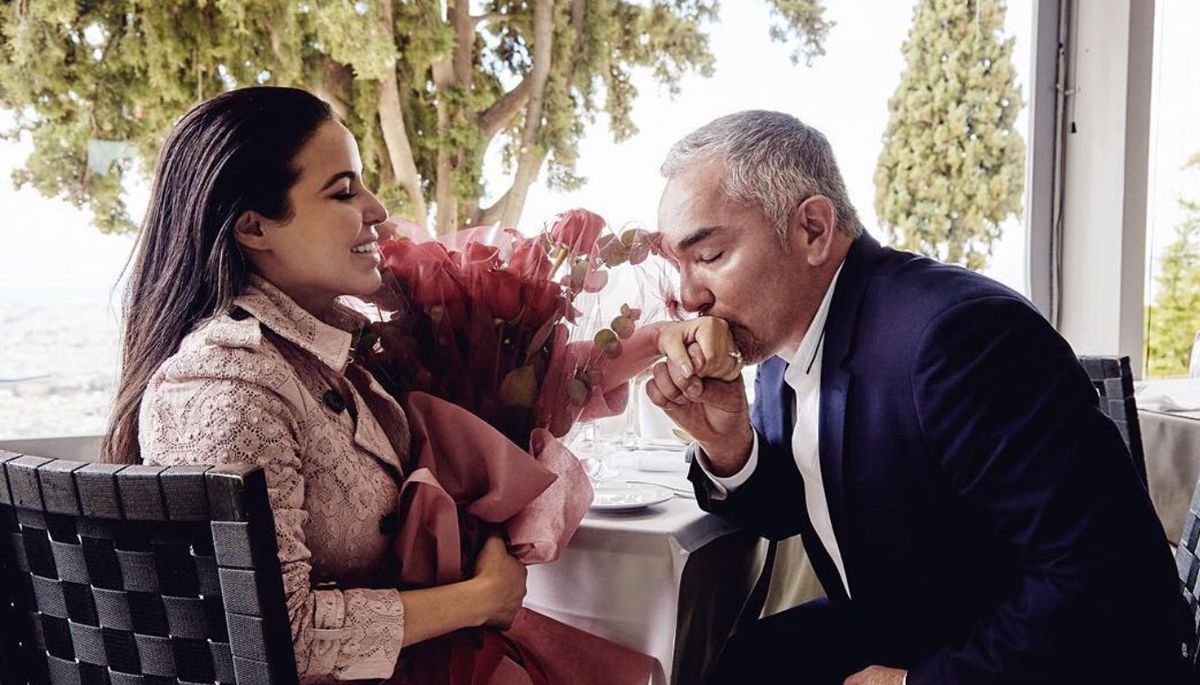 César Millán se comprometió con Jahira Dar en 2016 y publicó esta imagen en su Instagram. César Millán se comprometió con Jahira Dar en 2016 y publicó esta imagen en su Instagram.