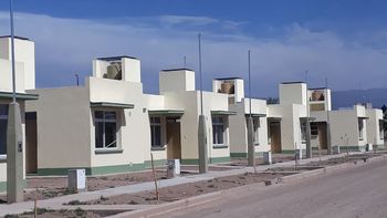 Casas con cuotas de 300 mil pesos: el crédito hipotecario del IPV Casas con cuotas de 300 mil pesos: el crédito hipotecario del IPV