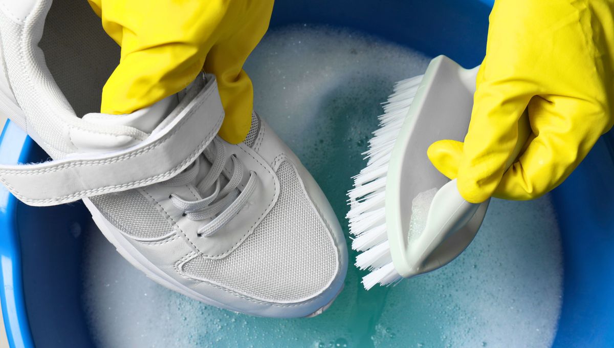 Por qué el vinagre es ideal para lavar zapatillas.&nbsp;