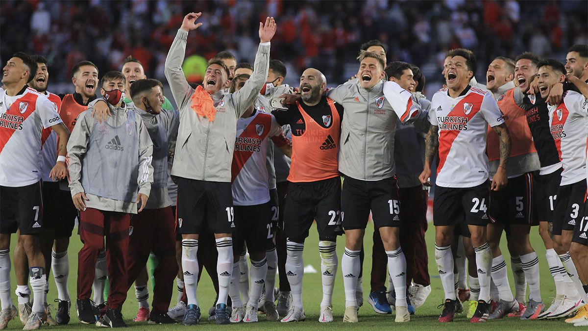 River vs. San Lorenzo: hora, TV y probables formaciones