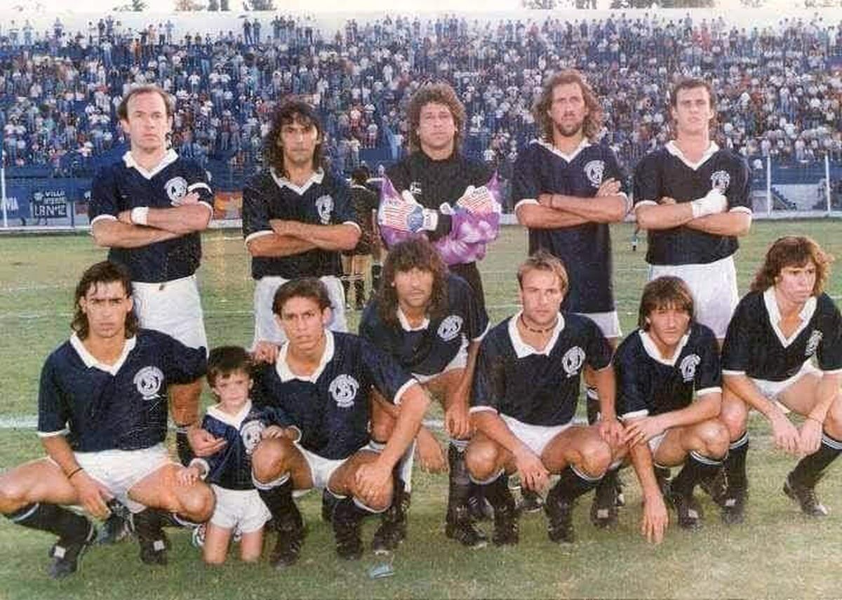 Osvaldo Coloccini, Luis Escobedo, Luis Escobedo, Ernesto Gregorio Garín, Daniel Oldrá, Luciano Nicotra, Luis Juncos, Titi Leyes, Paolo Rossi, Marcelo Magallanes, Juan Carlos Minotto. Osvaldo Coloccini, Luis Escobedo, Luis Escobedo, Ernesto Gregorio Garín, Daniel Oldrá, Luciano Nicotra, Luis Juncos, Titi Leyes, Paolo Rossi, Marcelo Magallanes, Juan Carlos Minotto.