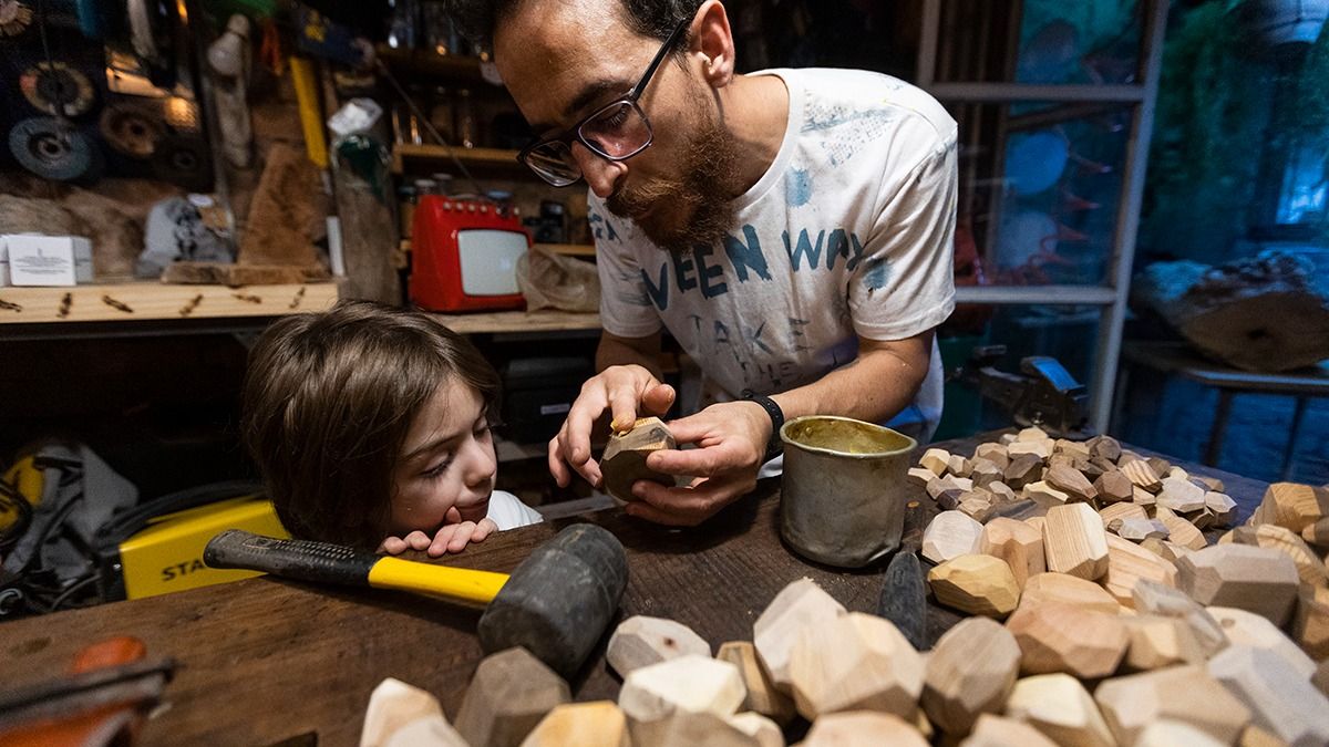 El emprendedor dijo que es un trabajo familiar y le inculca a sus hijos que hay que esforzarse para estar bien y crecer. El emprendedor dijo que es un trabajo familiar y le inculca a sus hijos que hay que esforzarse para estar bien y crecer.