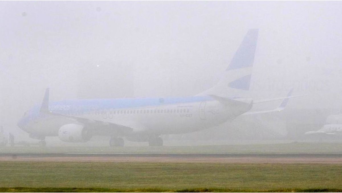 Por la intensa niebla
