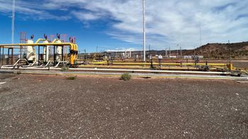 Mendoza llama a licitación para que privados exploten 5 áreas petroleras en las cuencas neuquina y cuyana Mendoza llama a licitación para que privados exploten 5 áreas petroleras en las cuencas neuquina y cuyana