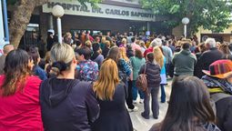Esta semana hubo manifestaciones de profesionales de la salud en la puerta del Hospital Saporiti por el cierre de la maternidad.&nbsp;