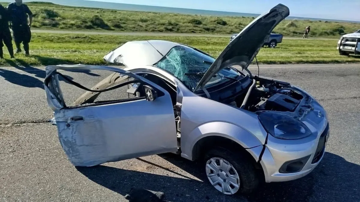 Dolor. Un ni&ntilde;o de 2 a&ntilde;os falleci&oacute; cuando viajaba con su madre y el auto impact&oacute; con una columna.