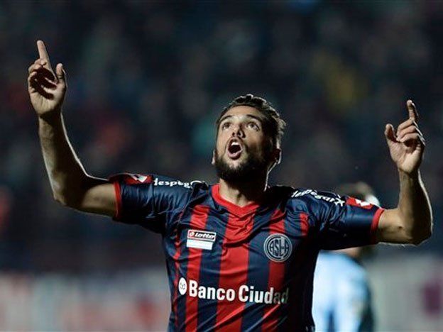 San Lorenzo le hizo cinco al Bolívar y quedó a un paso de la final