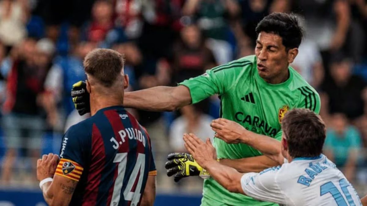 Esteban Andrada estará fuera de las canchas mucho tiempo.