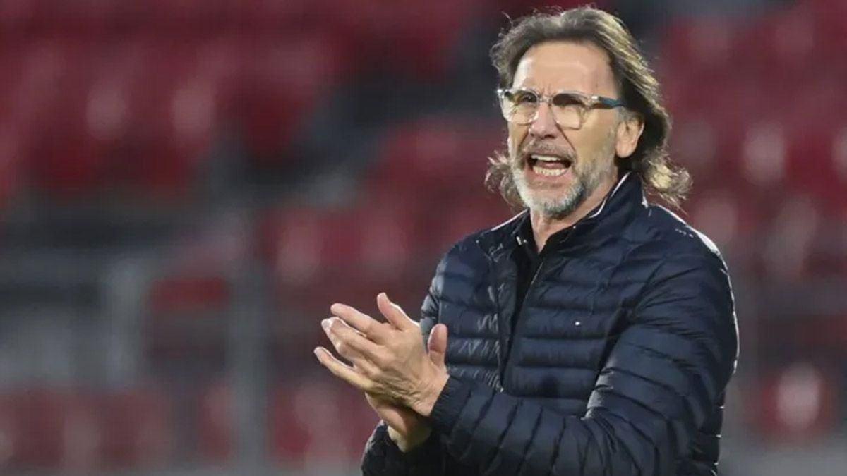 Los hinchas argentinos dieron la nota con el Tigre Gareca