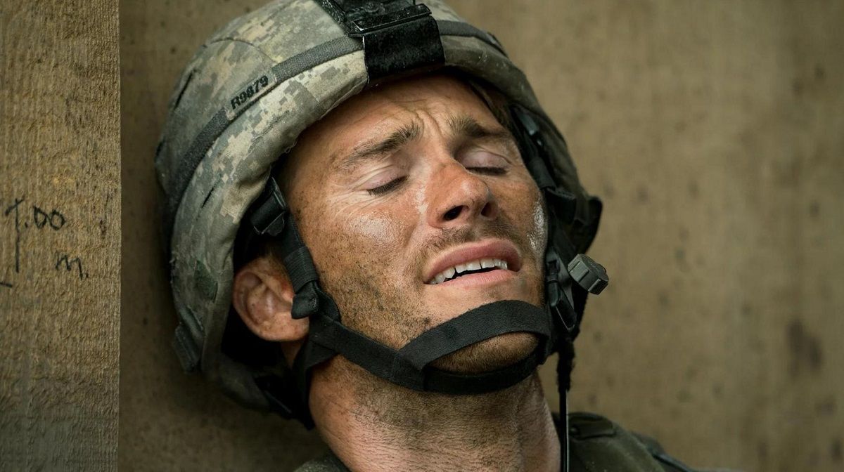 La película protagonizada por Scott Eastwood está basada en el libro del corresponsal de guerra Jake Tapper.
