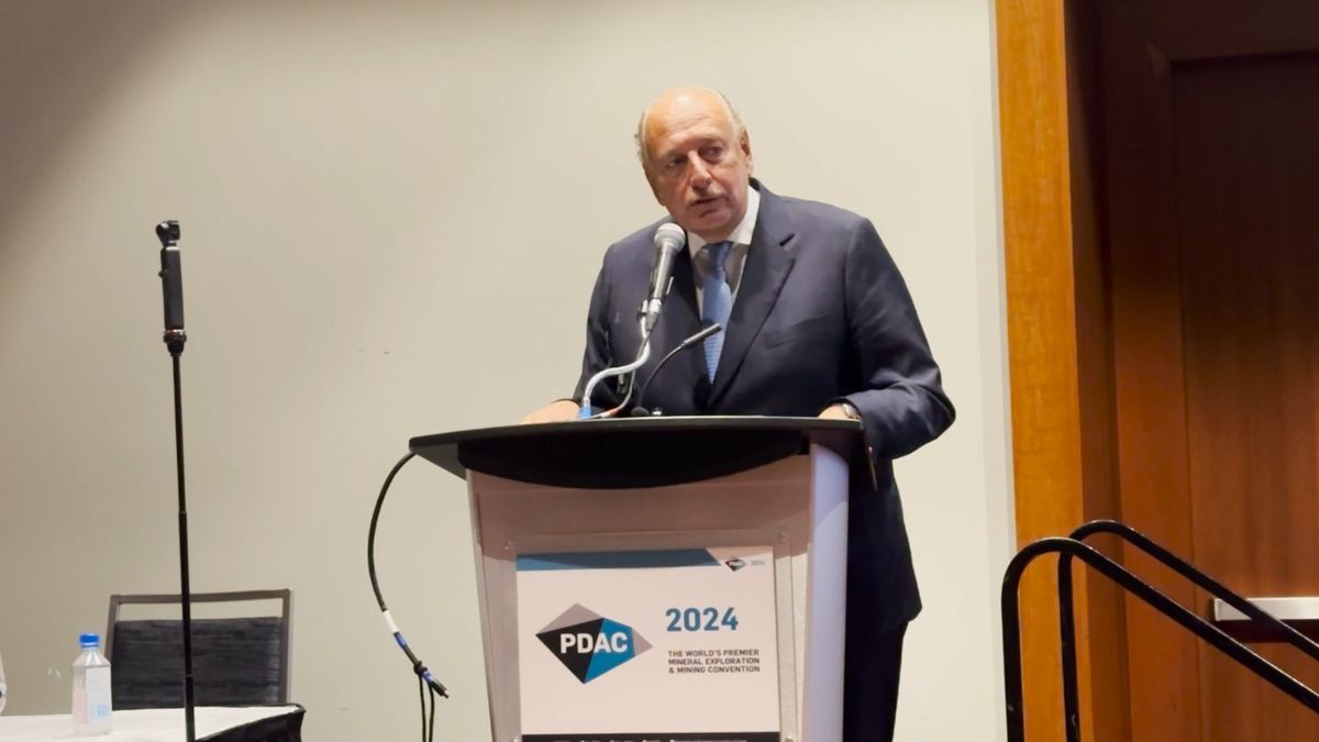 El empresario José Luis Manzano disertó en la feria de minería más importante del mundo, que se desarrolla en Toronto, Canadá. El empresario José Luis Manzano disertó en la feria de minería más importante del mundo, que se desarrolla en Toronto, Canadá.