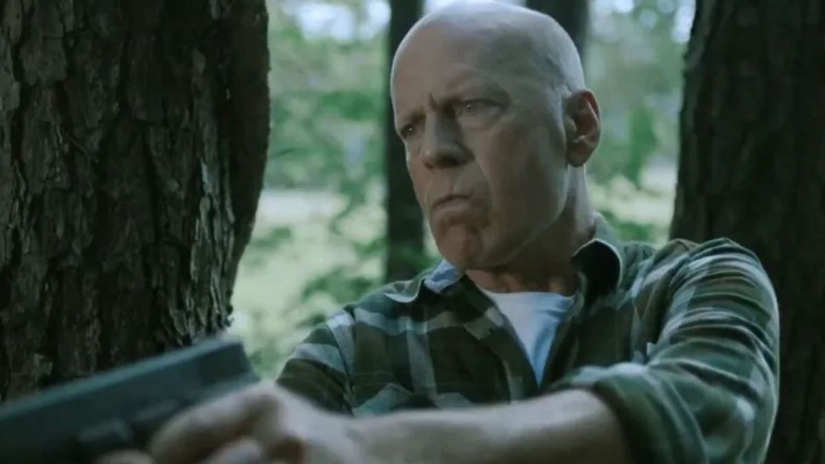 Streaming. Bruce Willis la rompe en la película número uno de Netflix.