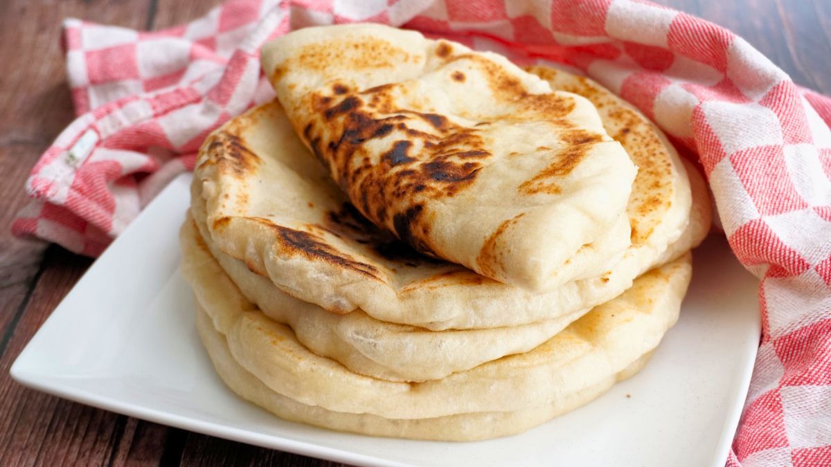 El pan bazlama es una de las recetas de origen turco que se prepara sin horno, en sartén. El pan bazlama es una de las recetas de origen turco que se prepara sin horno, en sartén.