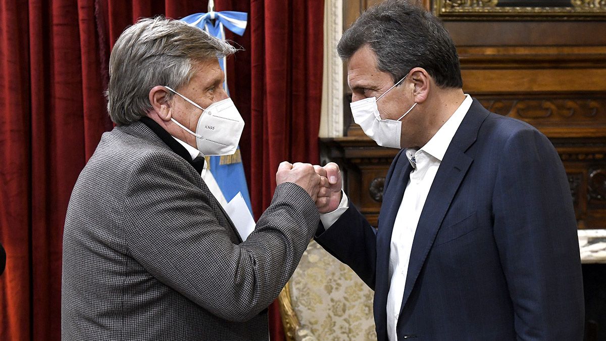 El presidente de la Cámara de Diputados, Sergio Massa, mantuvo un encuentro con representantes de las cámaras empresariales que nuclean a los productores de maquinaria agrícola del país.