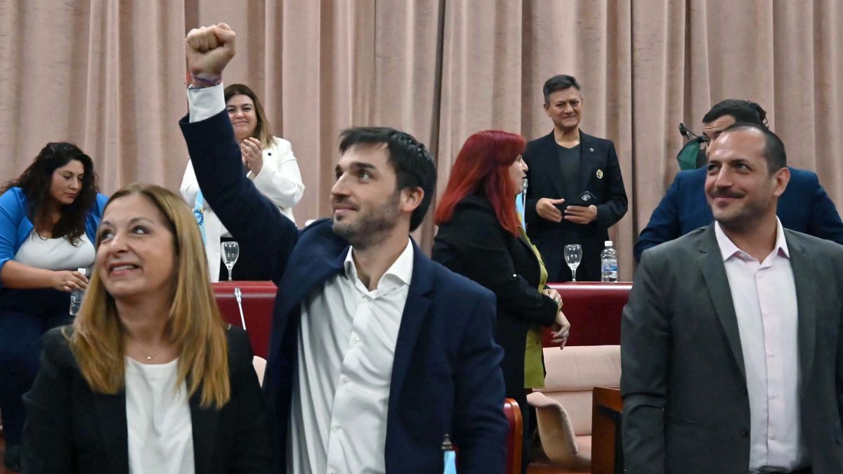 El gobernador de Chubut, Ignasio Torres, parte del frente nacional de Provincias Unidas al que en Mendoza adhirió el PRO. El gobernador de Chubut, Ignasio Torres, parte del frente nacional de Provincias Unidas al que en Mendoza adhirió el PRO.