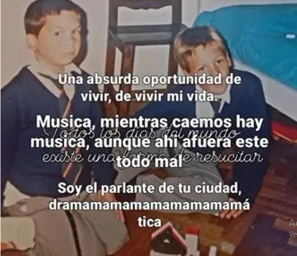 Emotiva foto. La madre de Chano posteó una emotiva foto luego de que despertara.