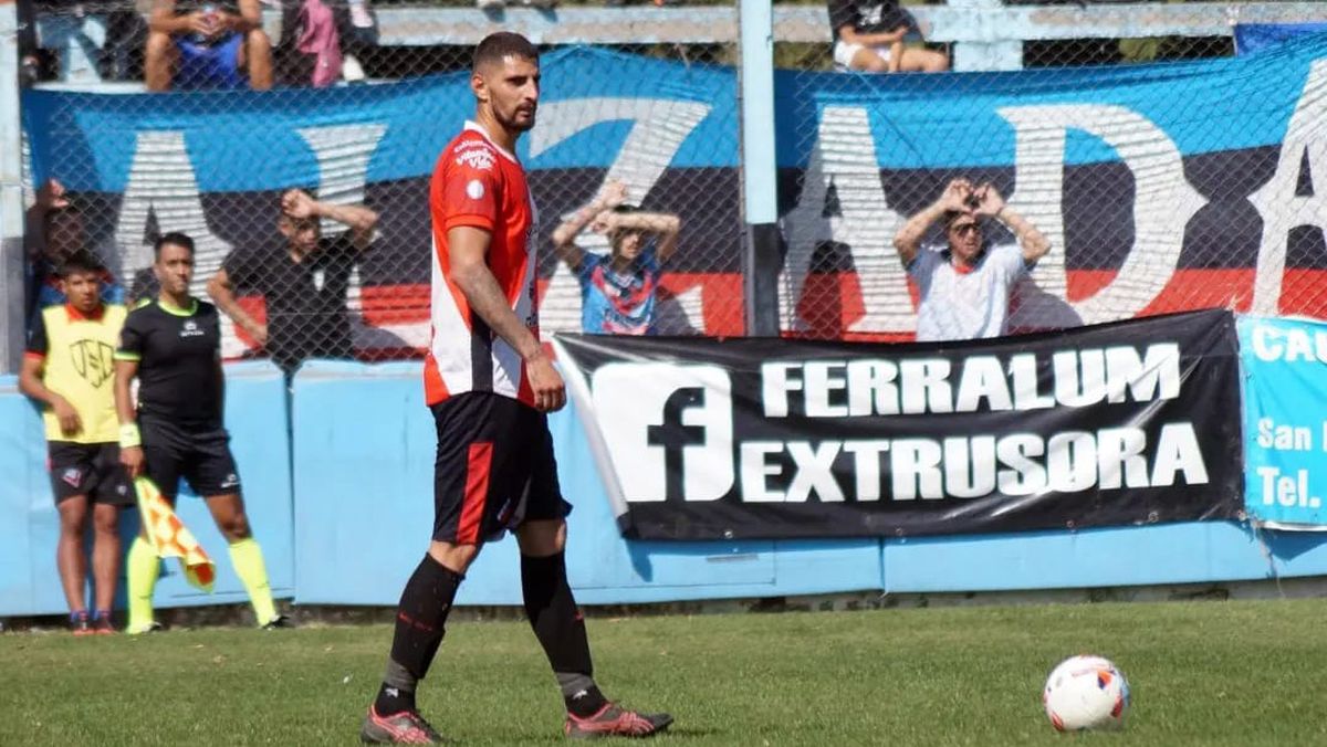 El defensor destacó la unión del grupo y el hecho que todos tiran para adelante.