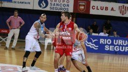 Unión cortó la racha ante Norte y llegó a las 100 victorias en la Liga Argentina de Básquet Unión cortó la racha ante Norte y llegó a las 100 victorias en la Liga Argentina de Básquet