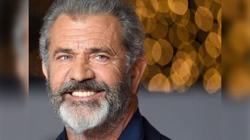 Mel Gibson es un éxito total con la histórica película ganadora de 5 Premios Oscar