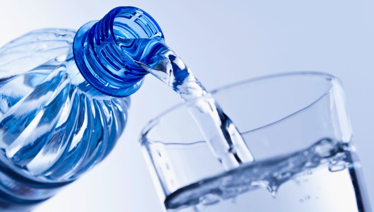 Hay que realizar las reservas de agua domiciliarias para cuando se produzca la afectación. Hay que realizar las reservas de agua domiciliarias para cuando se produzca la afectación. 