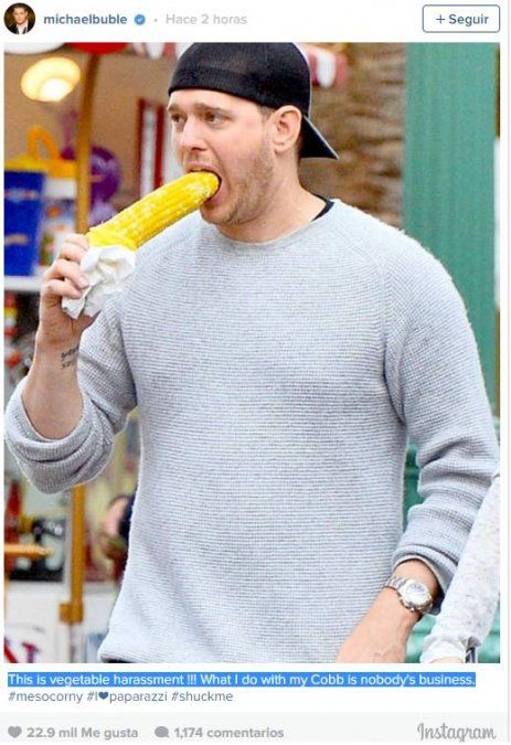 La divertida respuesta de Bublé tras ser escrachado comiendo un choclo