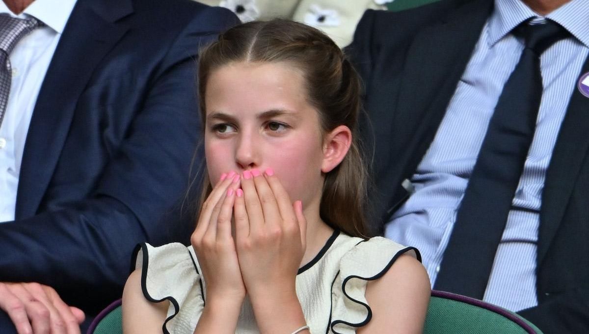 La princesa Charlotte lució sus uñas con un color rosa chicle: ¿Es saludable que una niña se pinte las uñas?