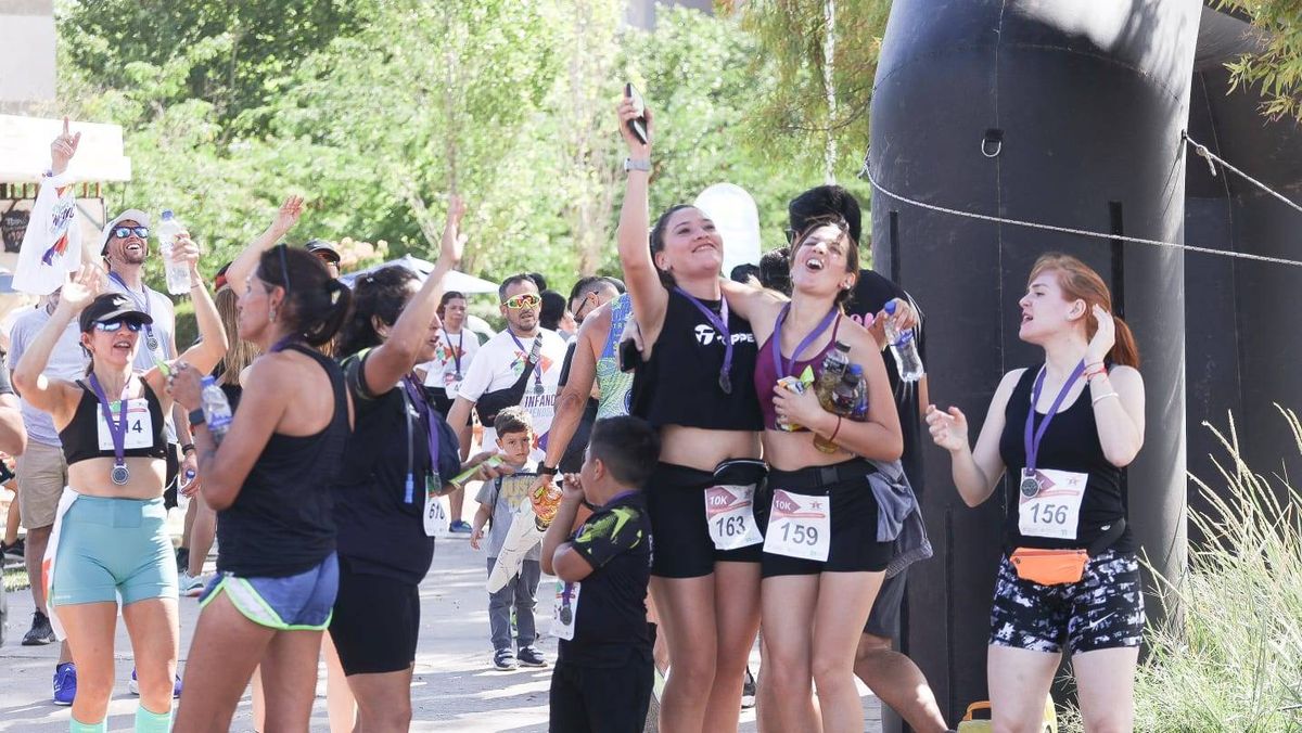 ¡Todos a bailar! Frente al escenario, los shows fueron la mejor excusa para que grandes y chicos se diviertan. ¡Todos a bailar! Frente al escenario, los shows fueron la mejor excusa para que grandes y chicos se diviertan.