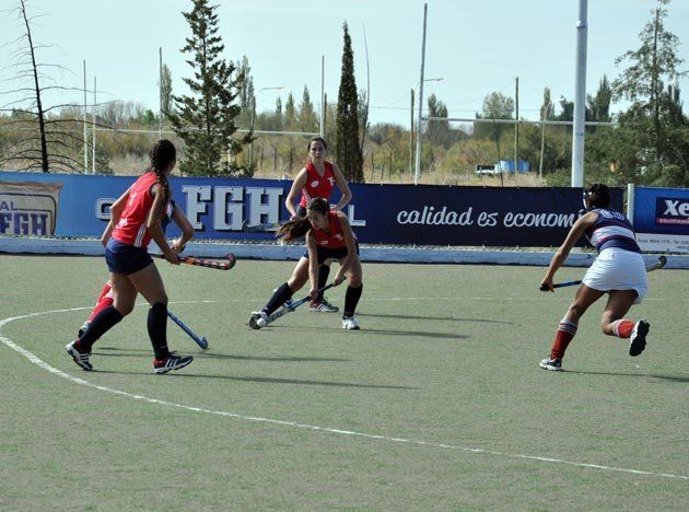 En hockey ganaron Belgrano y San Jorge
