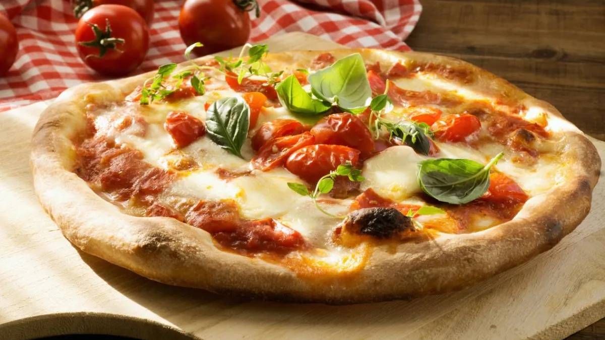 Recetas: masa para pizza esponjosa y crujiente con 5 ingredientes.