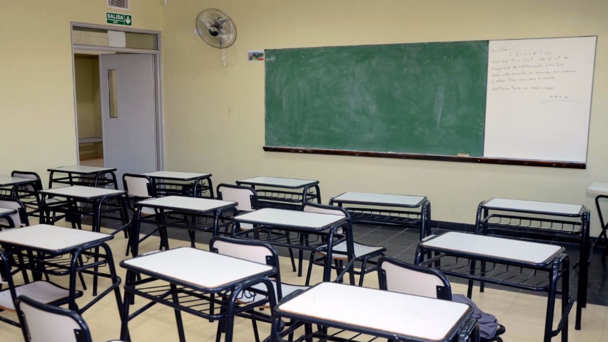 Suspendieron las clases en San Rafael, General Alvear y Malargüe para el turno tarde debido a viento Zonda. Imagen ilustrativa.