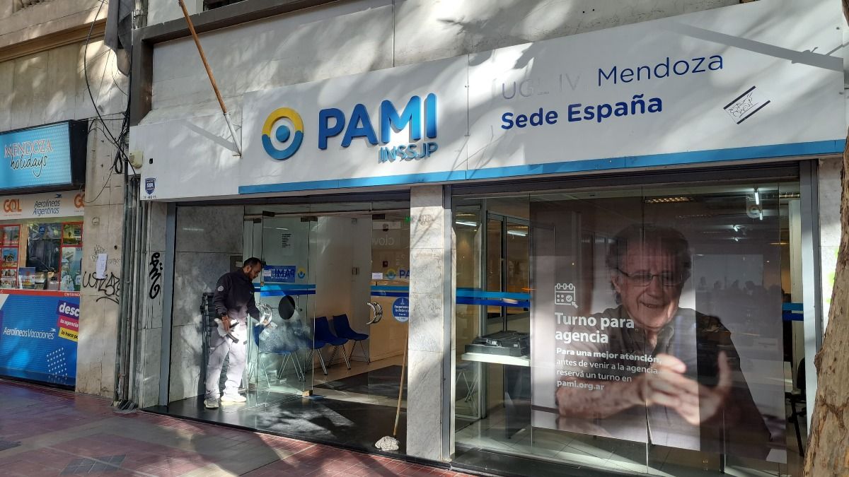 La sede del PAMI en Mendoza atendió este jueves con normalidad. La sede del PAMI en Mendoza atendió este jueves con normalidad.