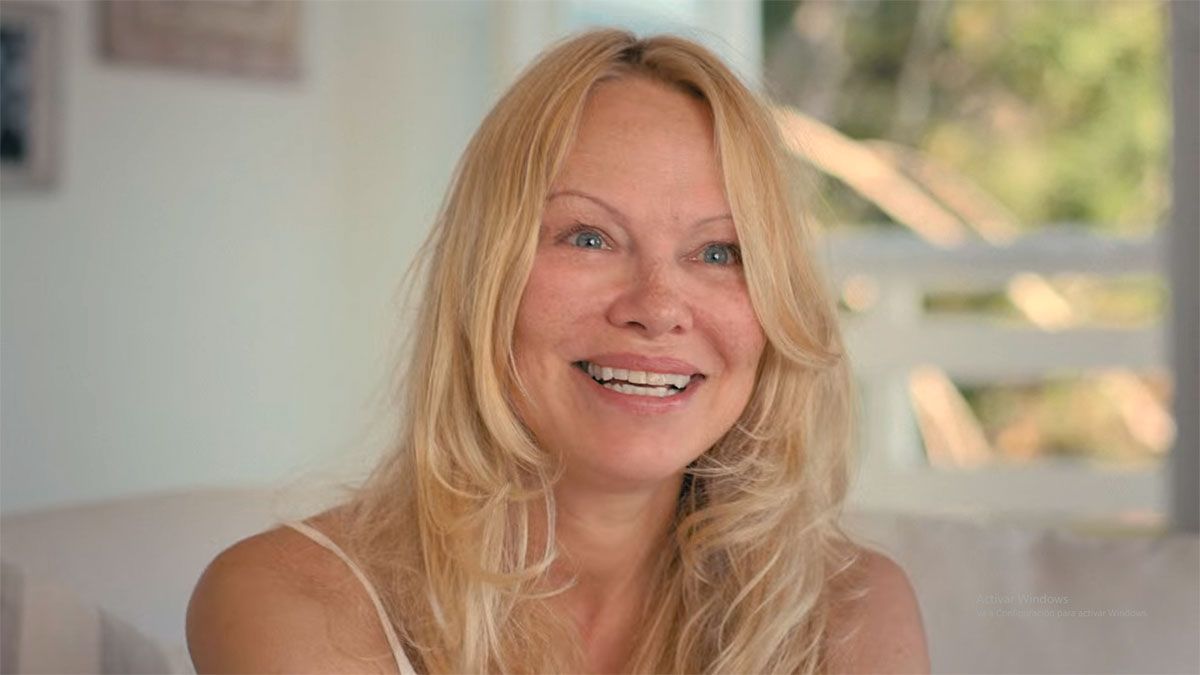 Pamela Anderson se convirtió en uno de los grandes símbolos sexuales de los 90 gracias a su aparición en la serie Baywatch.