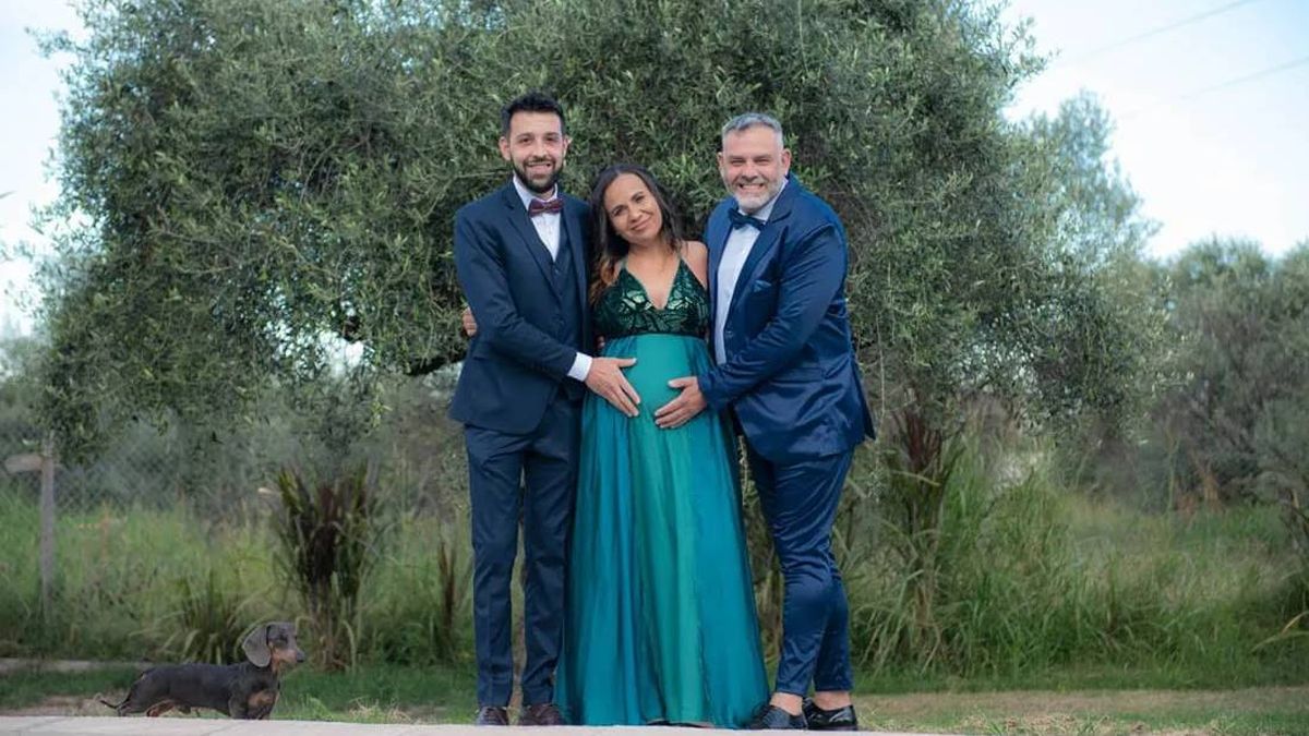 Mónica estuvo en el casamiento de Damián y Facundo. Y allí se supo que llegaría Gaspar. Mónica estuvo en el casamiento de Damián y Facundo. Y allí se supo que llegaría Gaspar.