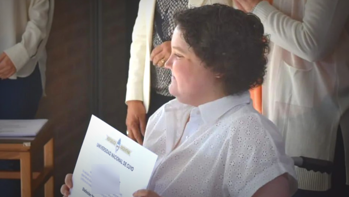 Inspiración. Frida al recibir el premio Inspiración. Frida al recibir el premio