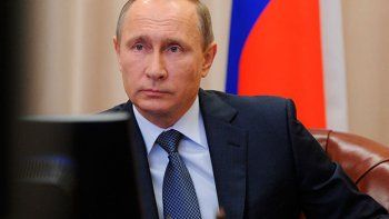 El presidente ruso viajó a Irán para seguir conversando sobre Siria