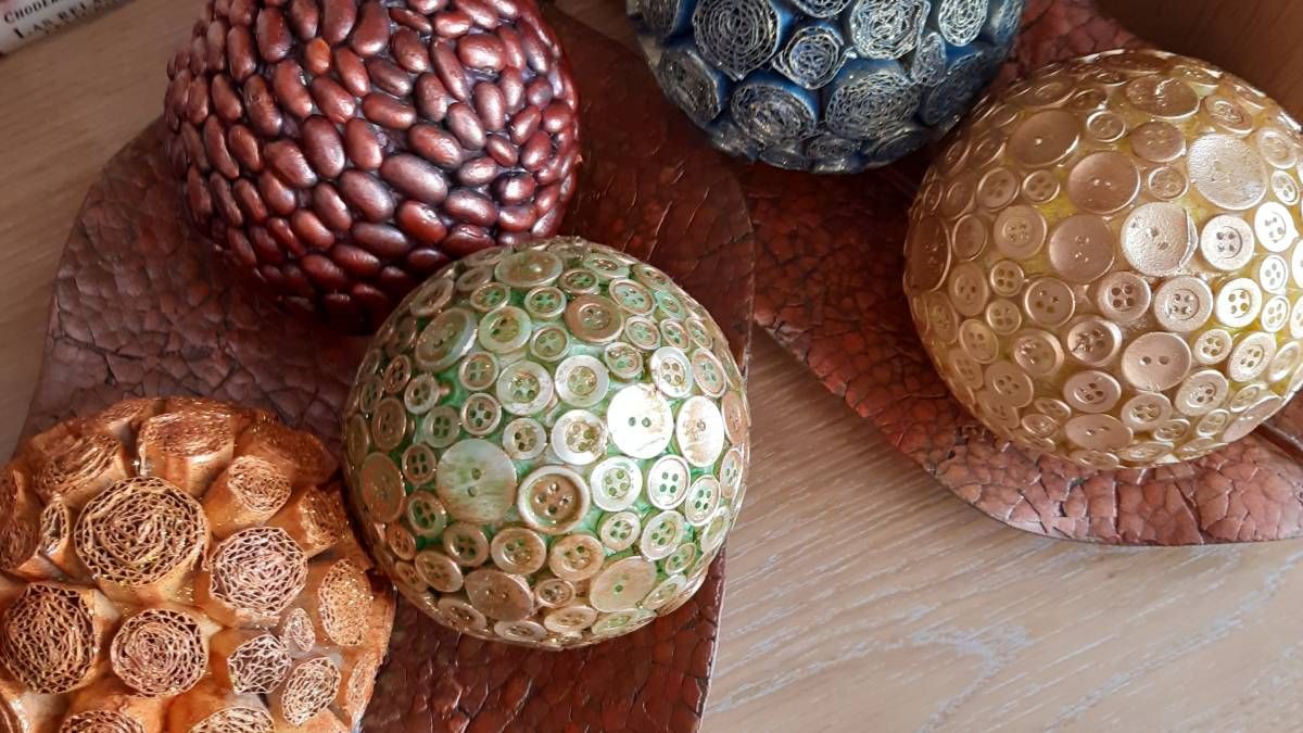 DIY: recicla los botones y crea un hermoso adorno para tu centro de mesa. DIY: recicla los botones y crea un hermoso adorno para tu centro de mesa.